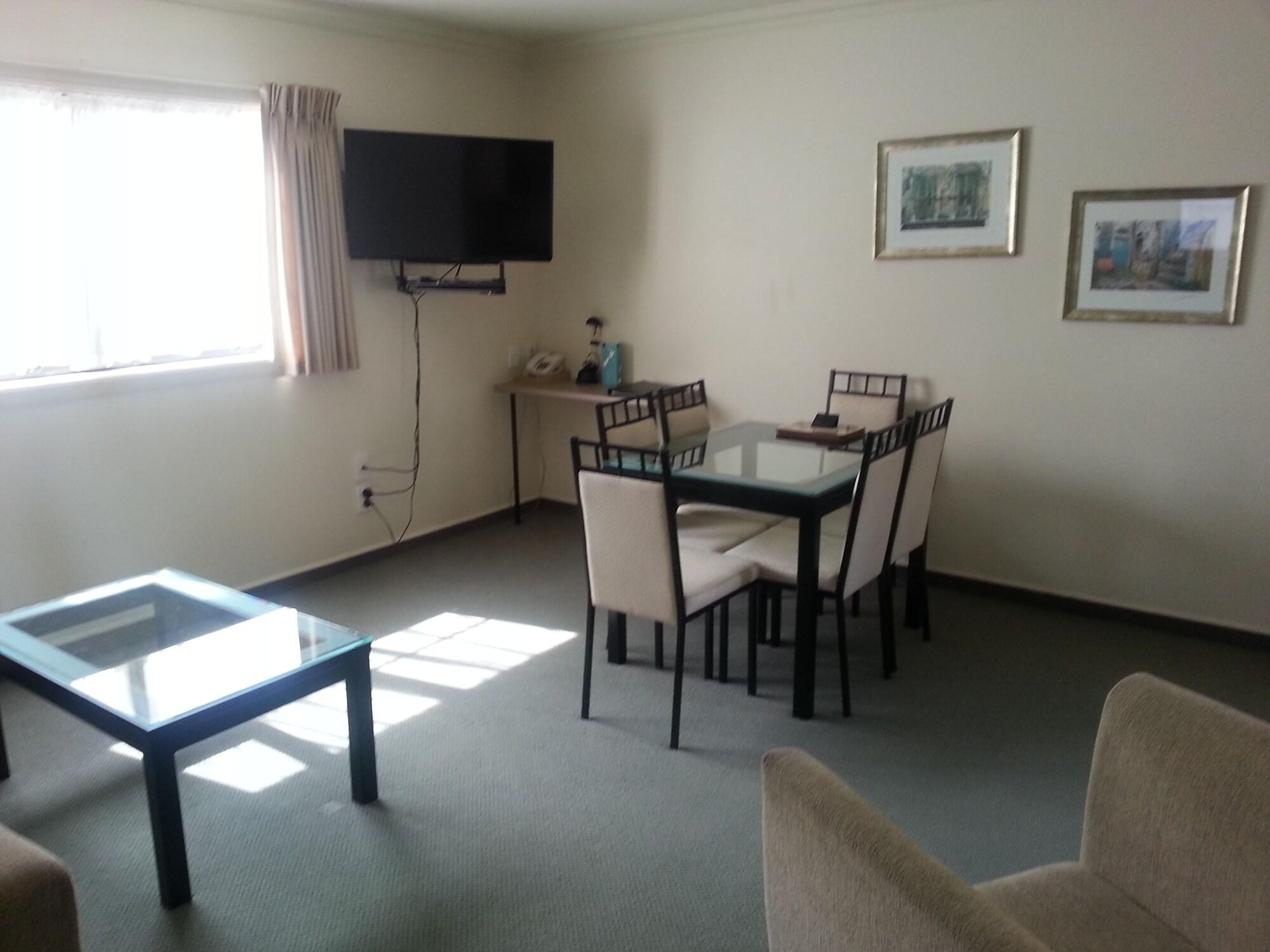 Stay 280 & Stay 284 Rotorua - Refurbished Modern Accommodation ภายนอก รูปภาพ