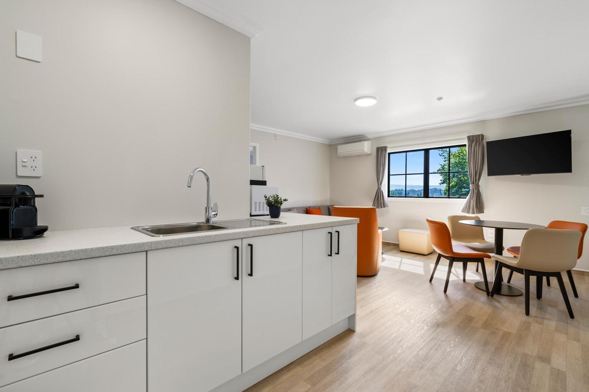 Stay 280 & Stay 284 Rotorua - Refurbished Modern Accommodation ภายนอก รูปภาพ