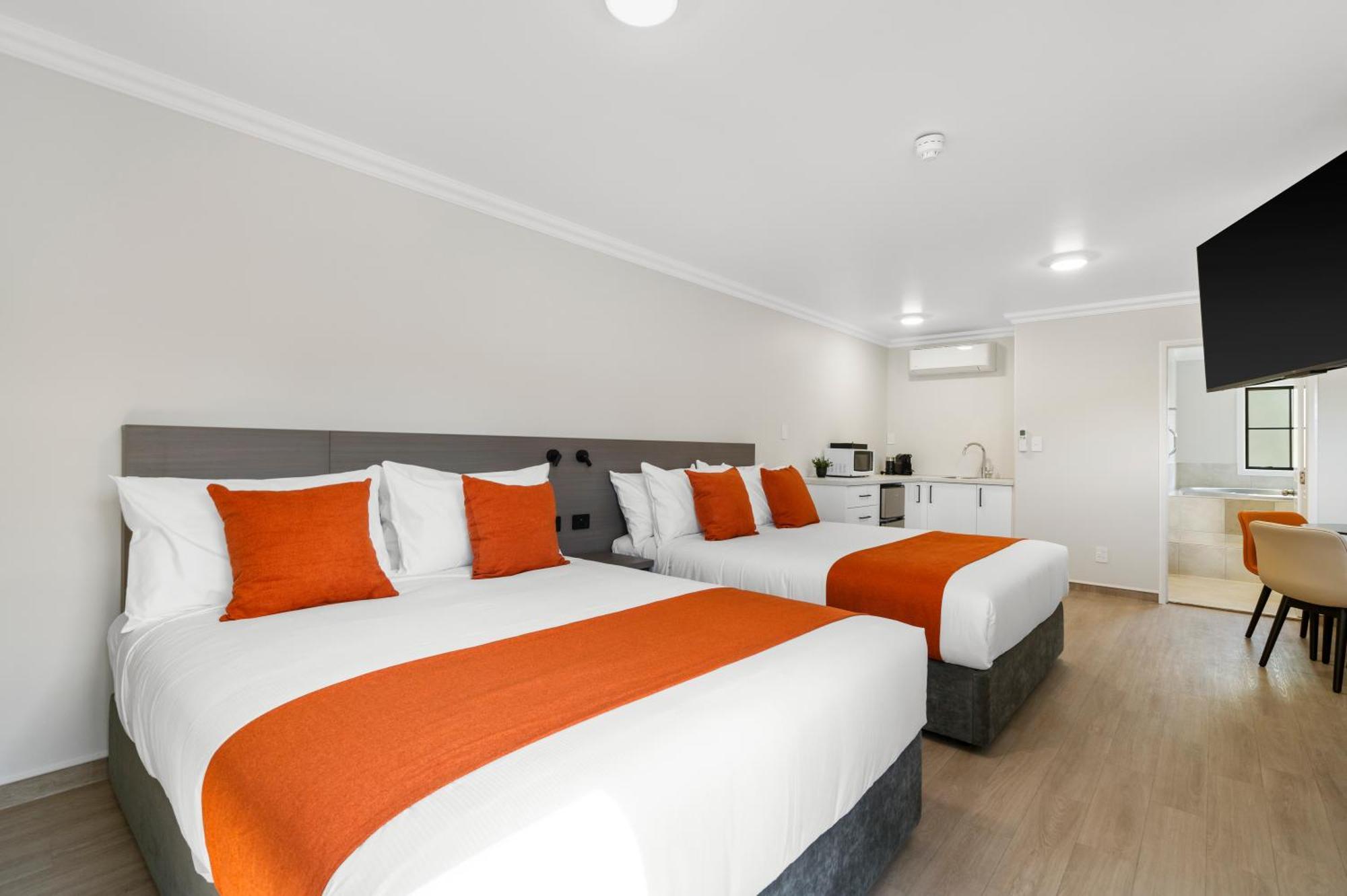 Stay 280 & Stay 284 Rotorua - Refurbished Modern Accommodation ภายนอก รูปภาพ