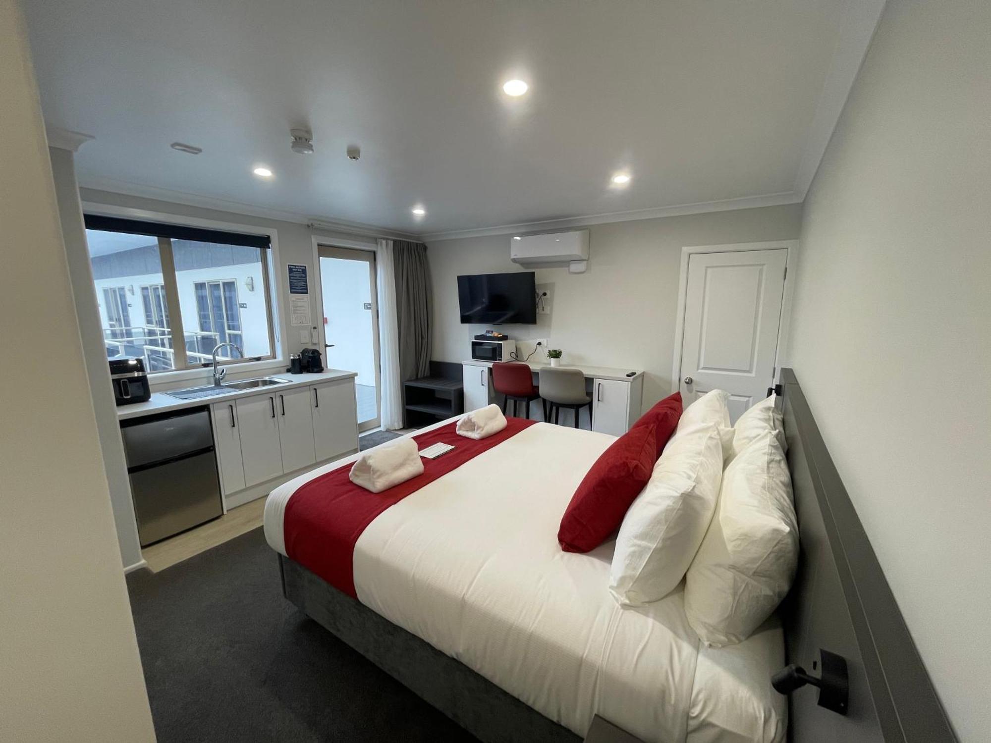 Stay 280 & Stay 284 Rotorua - Refurbished Modern Accommodation ห้อง รูปภาพ