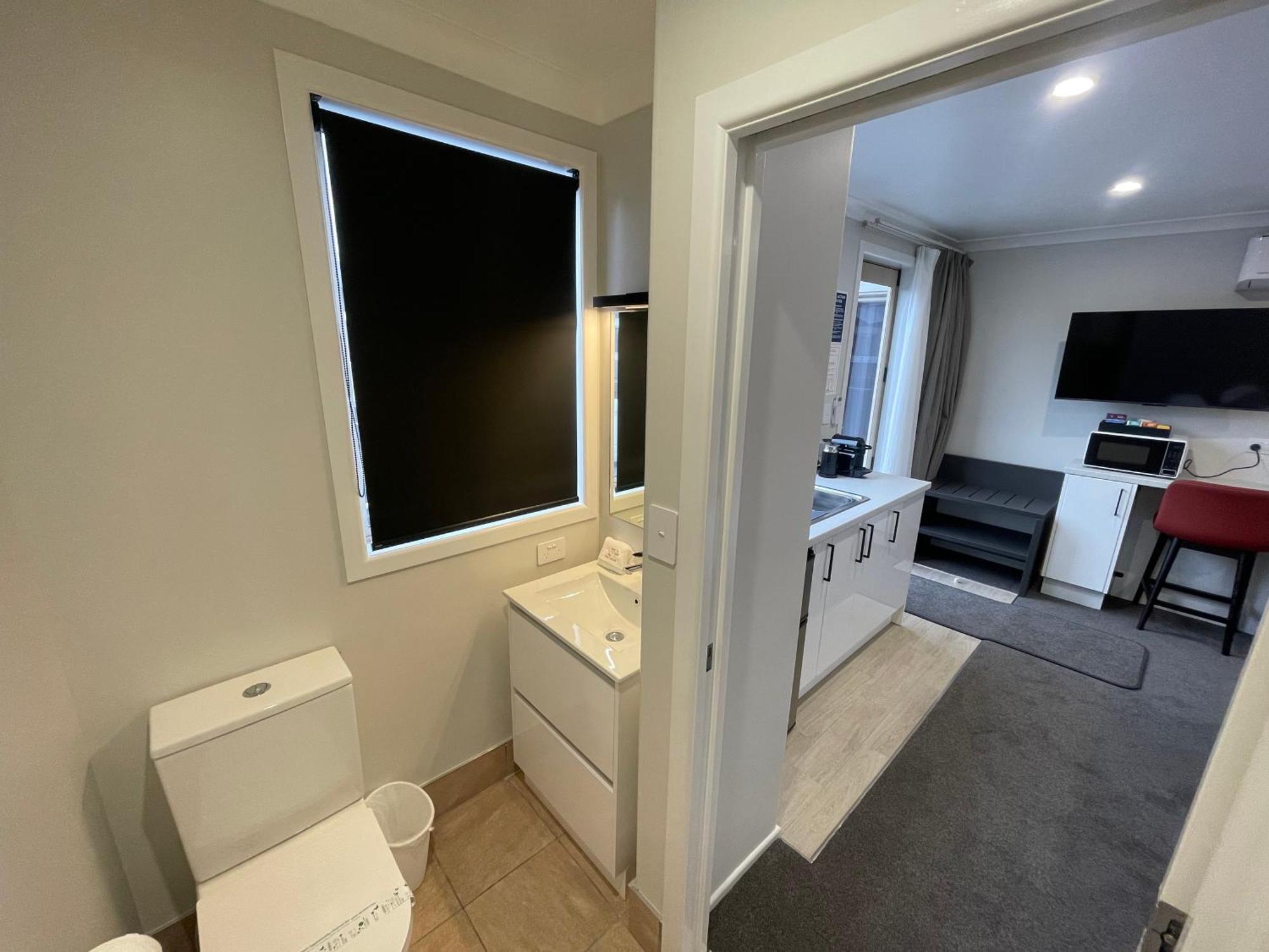 Stay 280 & Stay 284 Rotorua - Refurbished Modern Accommodation ห้อง รูปภาพ