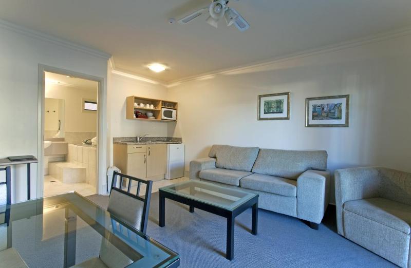 Stay 280 & Stay 284 Rotorua - Refurbished Modern Accommodation ภายนอก รูปภาพ